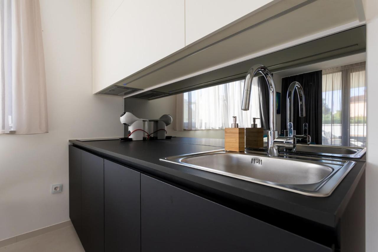 Piano Apartment