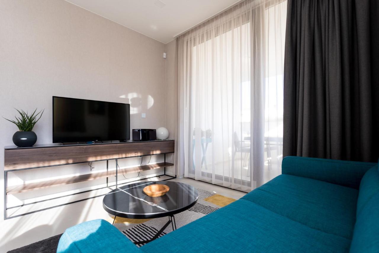 Piano Apartment Vantacici